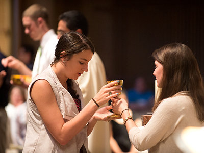 Student eucharistic minister